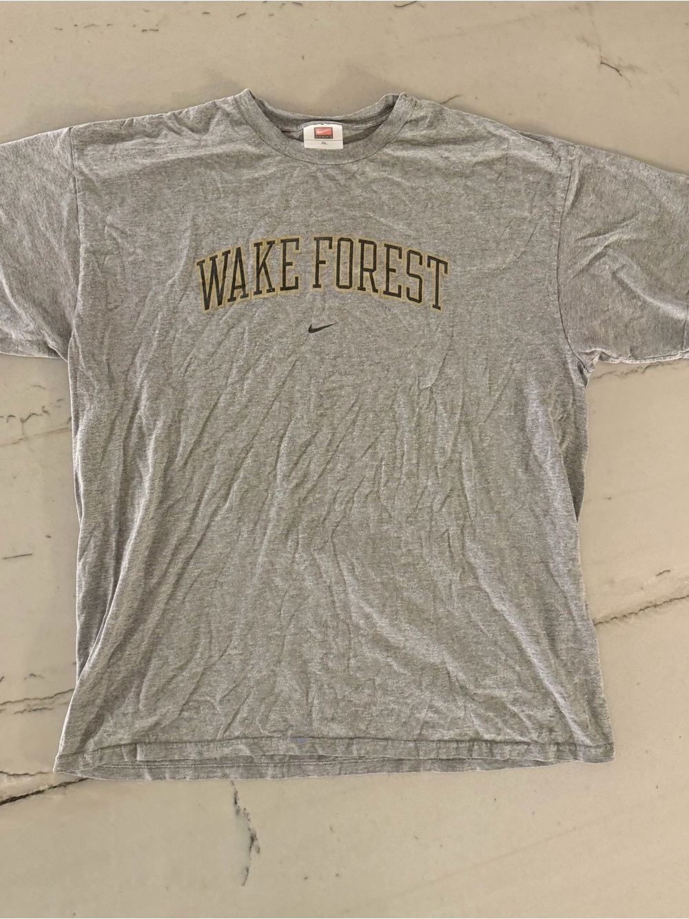 Nike Team Wake Forest Demon Deacons Basketball T Shirt XL Grey 90s Center Swoosh